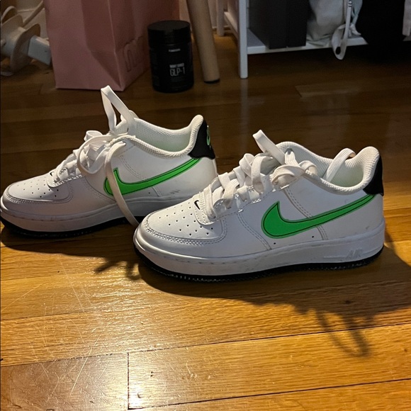 Nike Kids White and Neon Green Sneakers - Picture 2 of 4